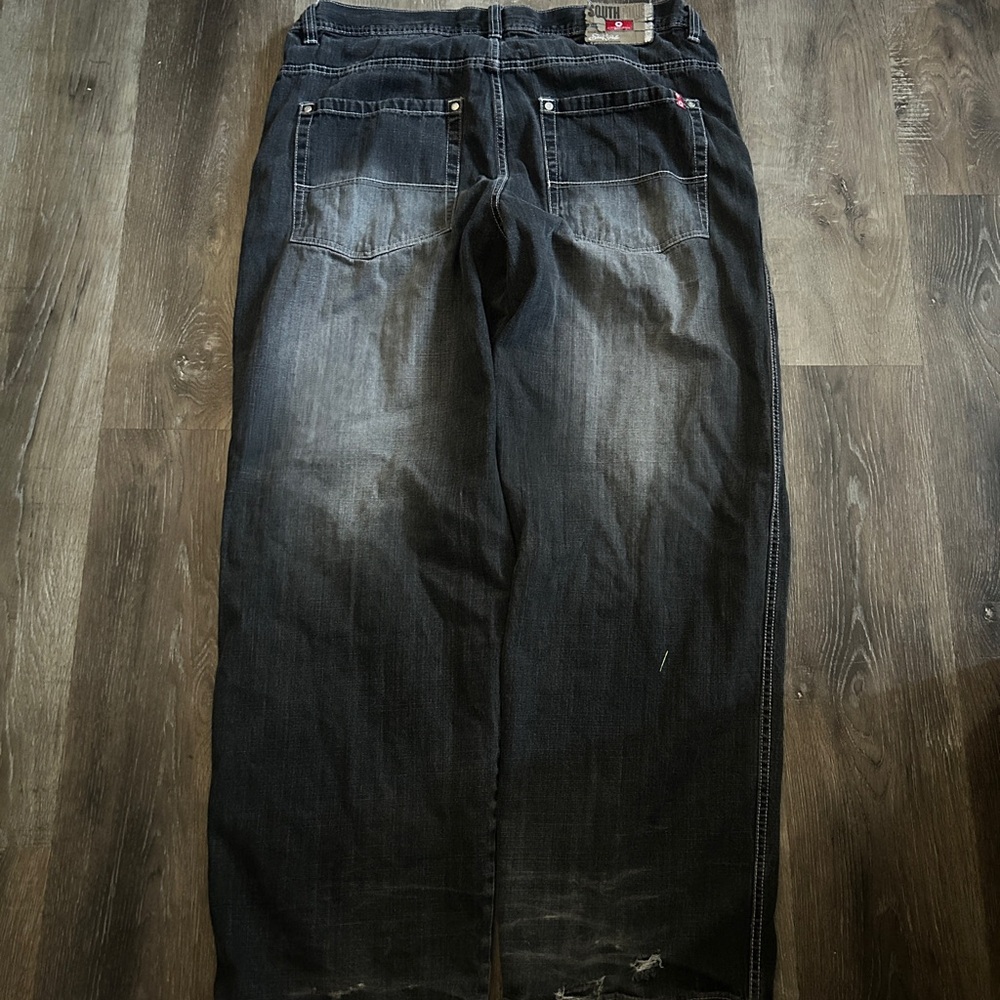 Red tab southpoles 42